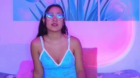 Snapshot of dianayleo chatting on November 30, 1:59 pm Ana Leo online show from November 30, 1:59 pm