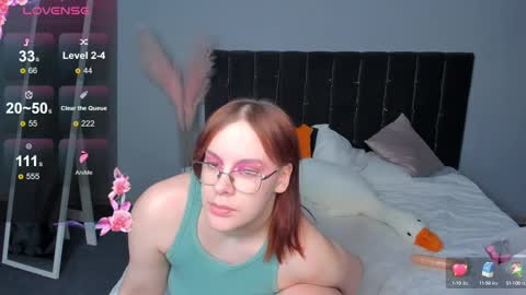 Snapshot of dianne_davis chatting on February 11, 9:42 am Dianne online show from February 11, 9:42 am