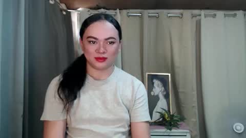 Snapshot of dianne_horny chatting on March 2, 7:26 am Dianne online show from March 2, 7:26 am