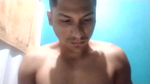Snapshot of dick774369 chatting on May 7, 11:15 am dick774369 online show from May 7, 11:15 am