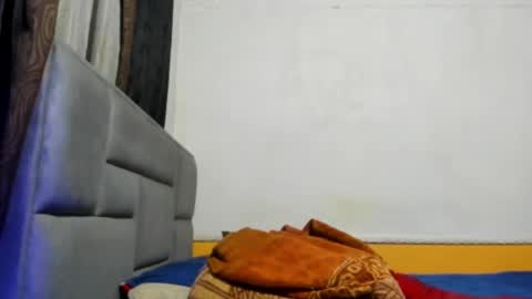 jhon online show from December 8, 3:10 am