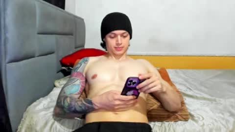 jhon online show from April 28, 9:42 pm