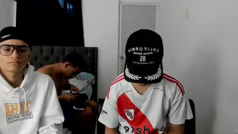 dick online show from November 29, 11:57 am