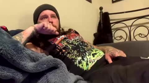 Snapshot of dick_wigglez chatting on July 12, 4:03 am dick_wigglez online show from July 12, 4:03 am