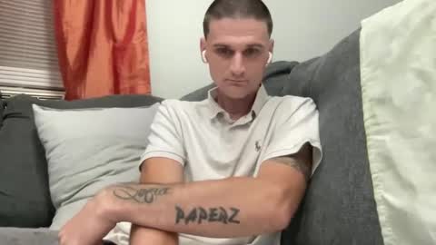 Snapshot of dickabitchdown chatting on September 20, 8:37 am DickABitchDown Alexys real spanishmami online show from September 20, 8:37 am