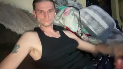 Snapshot of dickabitchdown chatting on March 3, 8:09 am DickABitchDown Alexys real spanishmami online show from March 3, 8:09 am