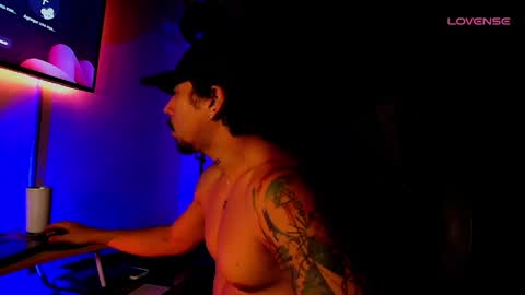 Snapshot of dickdamian_ chatting on May 12, 6:27 pm Damin online show from May 12, 6:27 pm