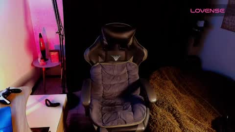 Snapshot of dickdamian_ chatting on May 26, 11:23 pm Damin online show from May 26, 11:23 pm