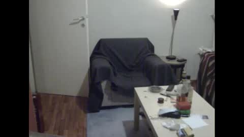 Snapshot of dickus_biggus chatting on January 7, 4:59 pm dickus_biggus online show from January 7, 4:59 pm