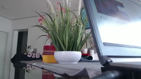 squirtcock online show from May 14, 8:10 am