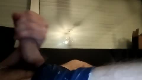 dieanddyl online show from August 5, 6:11 pm