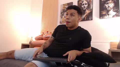 diego_salvatore online show from July 4, 7:42 pm