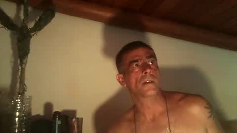 diegogerardo77 online show from December 14, 8:24 pm