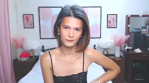 Dennesse online show from February 18, 1:34 am