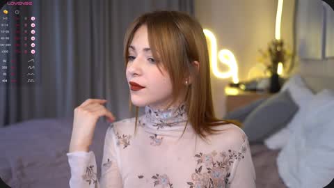 Sophie online show from December 16, 6:49 pm