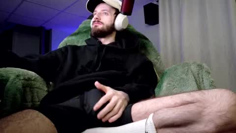 digbicknik online show from January 12, 3:34 am