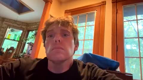 Snapshot of diggitydan1984 chatting on October 22, 2:06 pm Daniel online show from October 22, 2:06 pm