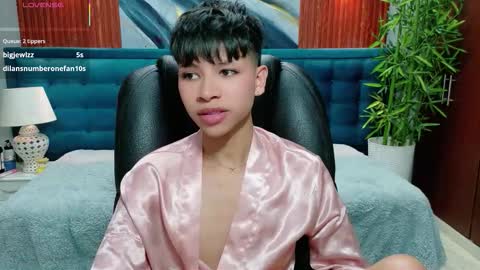  DILAN online show from February 13, 6:48 pm