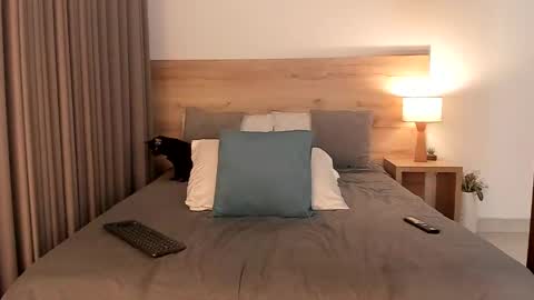 Dilarahkesh  online show from January 6, 4:15 am