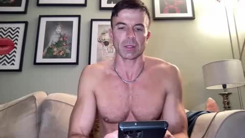 Dillon online show from January 28, 8:15 pm