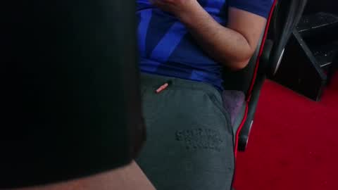 Snapshot of dimax75000 chatting on December 31, 8:26 am dimax75000 online show from December 31, 8:26 am