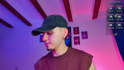 Snapshot of dimitri_bilak_ chatting on September 17, 6:15 am Julian Independent Model online show from September 17, 6:15 am