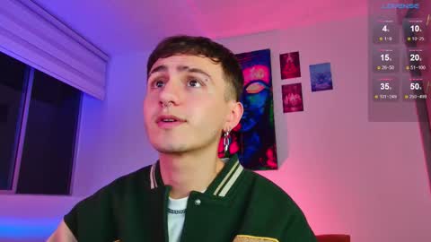 Julian Independent Model online show from November 20, 2:01 am