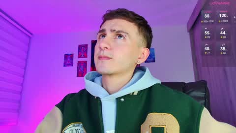 Snapshot of dimitri_bilak_ chatting on June 7, 11:30 pm Julian Independent Model online show from June 7, 11:30 pm