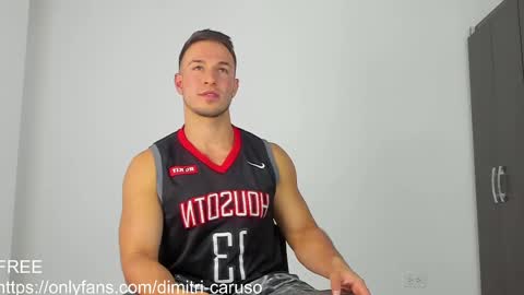 Snapshot of dimitricaruso chatting on February 14, 10:14 pm dimitricaruso online show from February 14, 10:14 pm