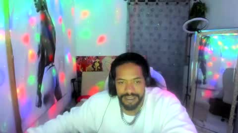 Snapshot of dimitry_muscle chatting on December 29, 12:30 am dimitry kyle mucle online show from December 29, 12:30 am