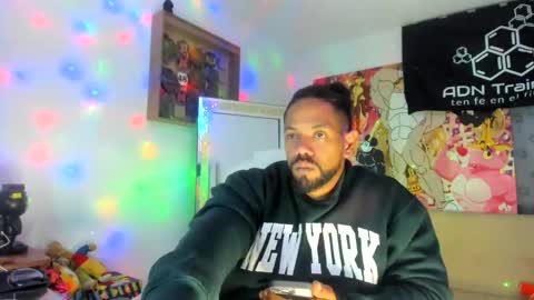 Snapshot of dimitry_muscle chatting on November 5, 1:49 am dimitry kyle mucle online show from November 5, 1:49 am