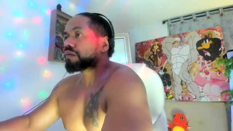 Snapshot of dimitry_muscle chatting on November 16, 1:00 am dimitry kyle mucle online show from November 16, 1:00 am