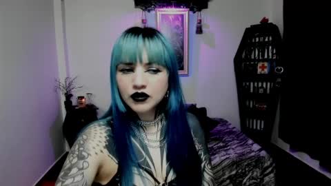 dimmuanddarkness online show from April 12, 10:37 pm