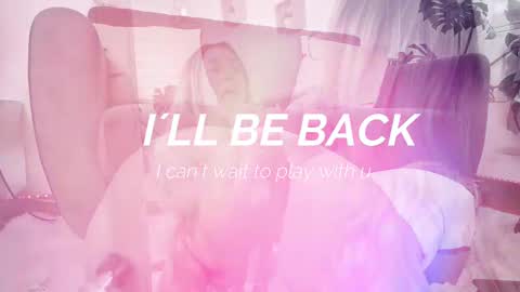 Snapshot of dina_ride chatting on February 10, 6:24 pm online show from February 10, 6:24 pm