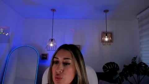   online show from April 9, 12:43 pm