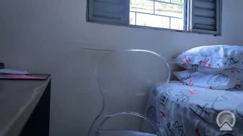 Snapshot of dinhoo14 chatting on September 9, 6:29 pm dinhoo14 online show from September 9, 6:29 pm