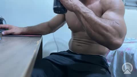 Snapshot of dinhoo14 chatting on October 3, 3:25 am dinhoo14 online show from October 3, 3:25 am