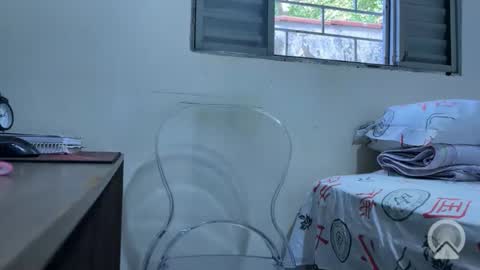 Snapshot of dinhoo14 chatting on October 7, 5:32 pm dinhoo14 online show from October 7, 5:32 pm