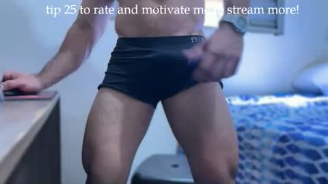 Snapshot of dinhoo14 chatting on October 22, 1:22 pm dinhoo14 online show from October 22, 1:22 pm