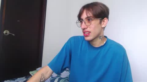 Snapshot of dio_star chatting on November 14, 2:27 pm Dio online show from November 14, 2:27 pm