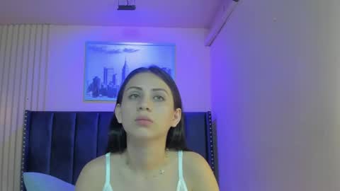 Snapshot of diosa_cristal chatting on May 20, 3:24 am Cristal online show from May 20, 3:24 am