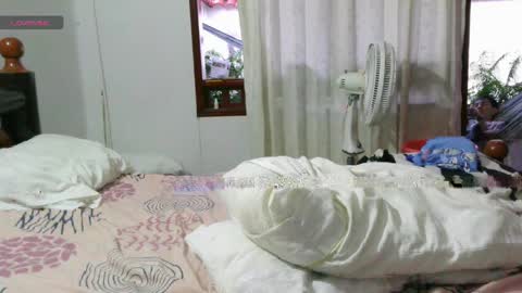 Cristal Independent model online show from April 5, 10:51 pm