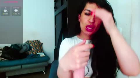 Snapshot of diosa_gil chatting on July 11, 5:32 am diosa_gil online show from July 11, 5:32 am