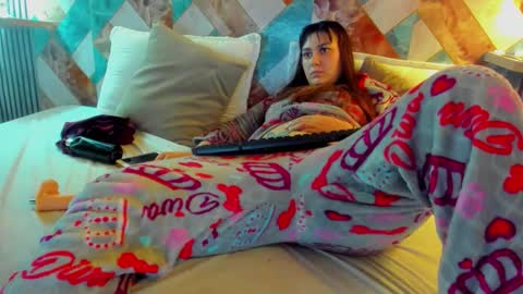 diosaelchat online show from November 18, 3:56 am