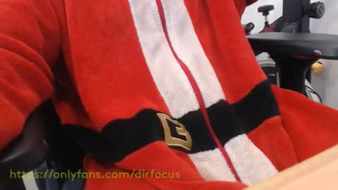Snapshot of dirfocus chatting on May 19, 12:05 am Z online show from May 19, 12:05 am