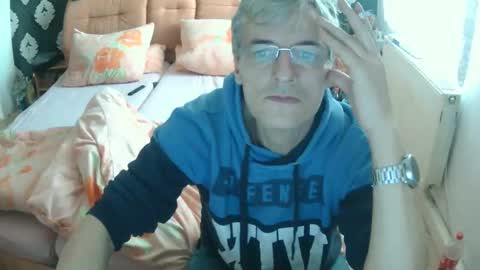 Snapshot of dirk6873 chatting on February 17, 12:59 pm Adam Carla online show from February 17, 12:59 pm