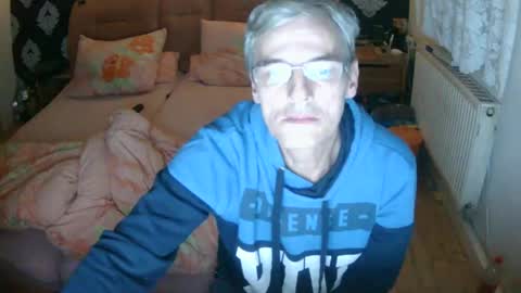 Snapshot of dirk6873 chatting on February 17, 5:32 pm Adam Carla online show from February 17, 5:32 pm