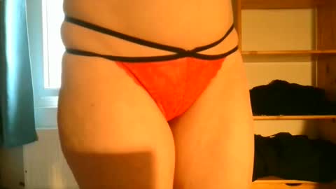 Shelly online show from October 13, 4:18 pm