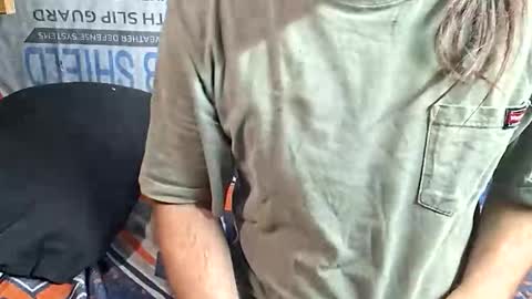 dirtmcgirt82 online show from April 5, 2:42 am