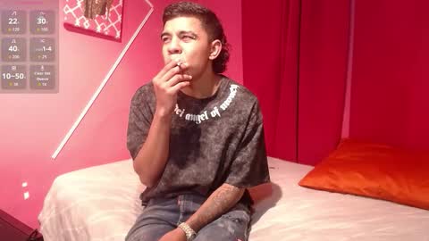 Snapshot of dirty_couple26_ chatting on January 7, 6:43 pm dirty_couple26_ online show from January 7, 6:43 pm